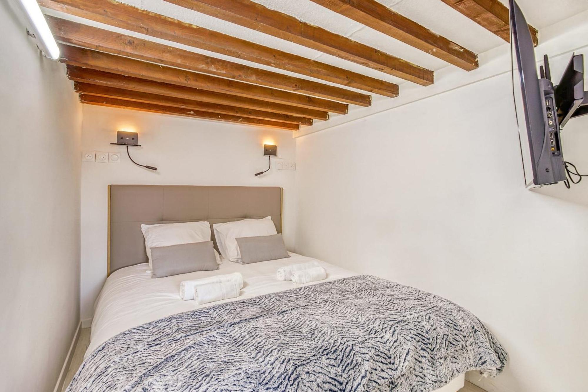 Charming 6-Person Apartment Terreaux & Croix Rousse Area Lione Esterno foto